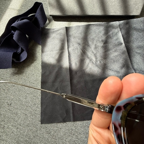 Dior Umbrage Sunglasses main image 4